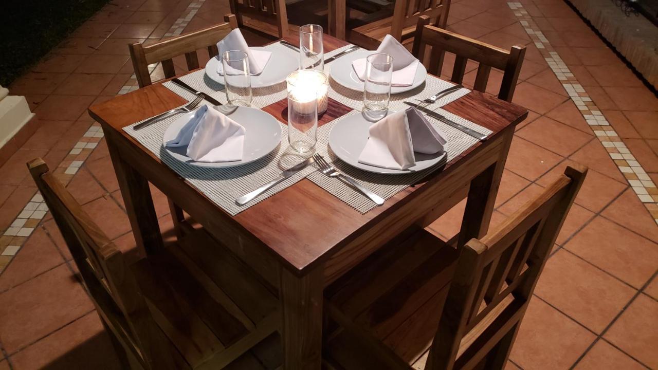 Domus Hotel サンサルバドル エクステリア 写真